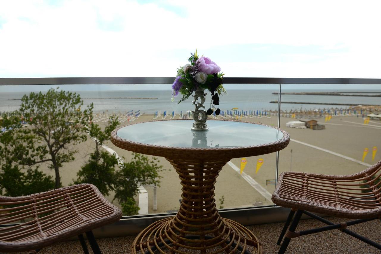 Hotel Dacia Sud Mamaia Ngoại thất bức ảnh